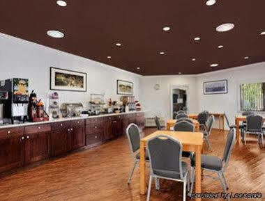 Ramada By Wyndham 3*